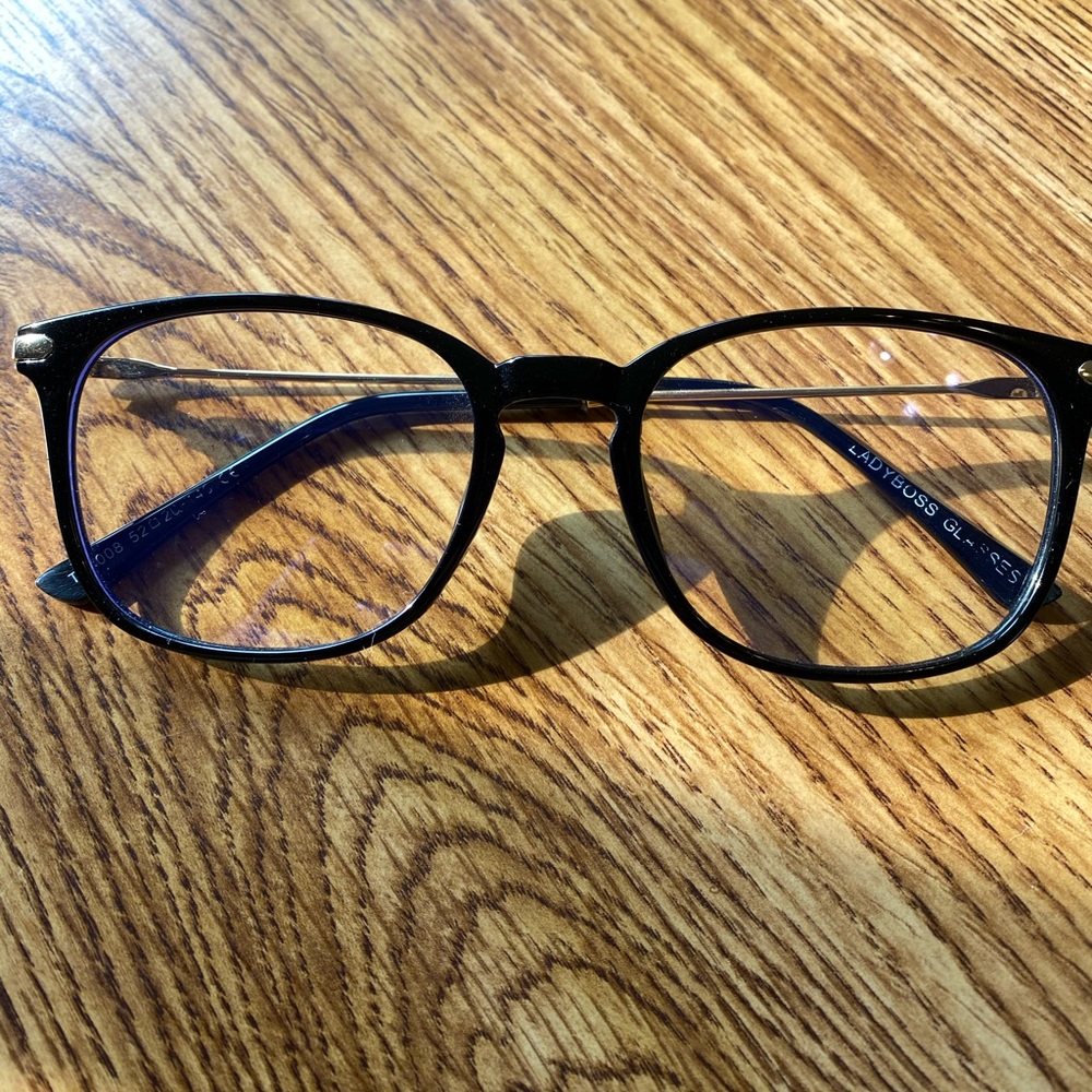 Blue light glasses